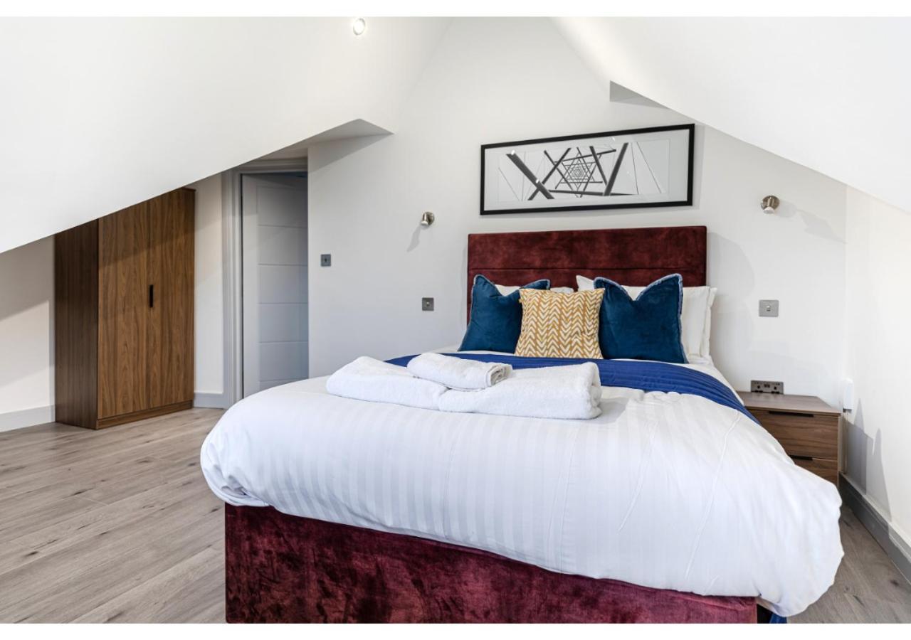 Cozy And Stylish 2 Bedroom Flat In Greater London Exterior photo